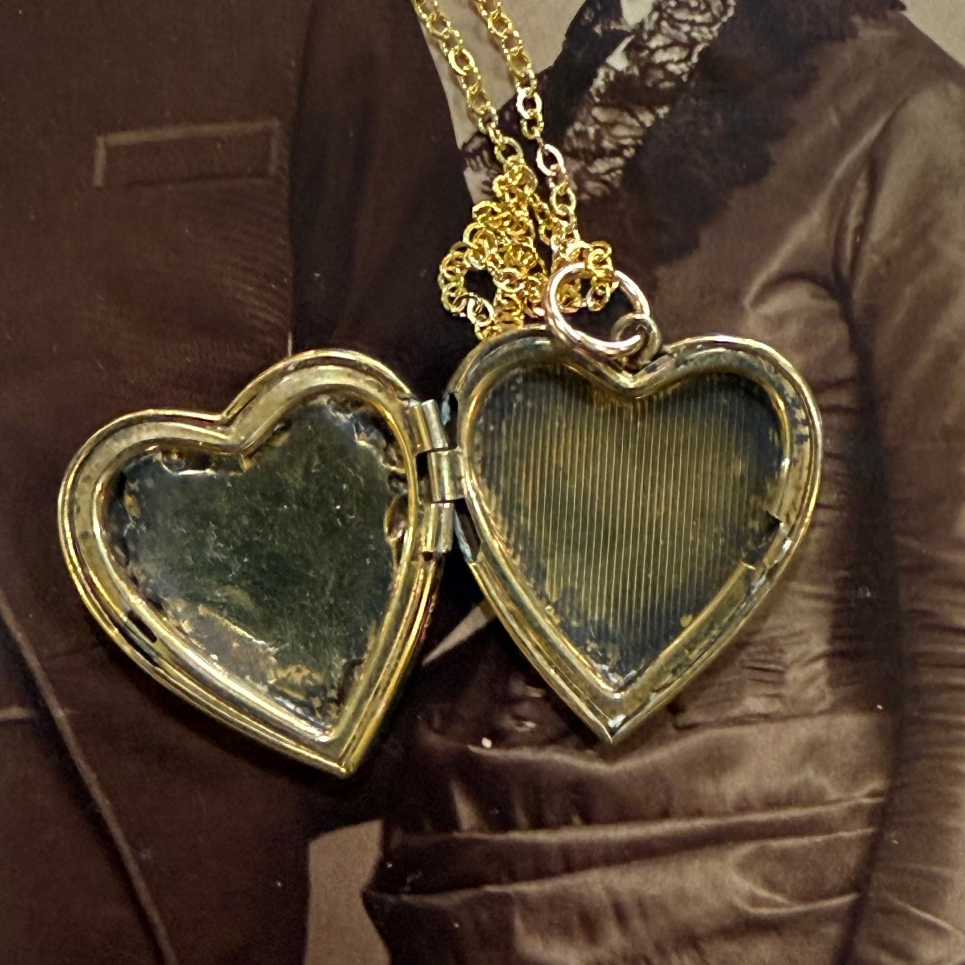 Antique Gold Filled Double Heart Floral Locket - Loved To Death