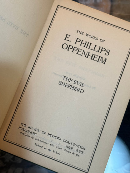 Spider In Web Gold Embossed { The Evil Shepherd } 1922 Oppenheimer Book - Loved To Death