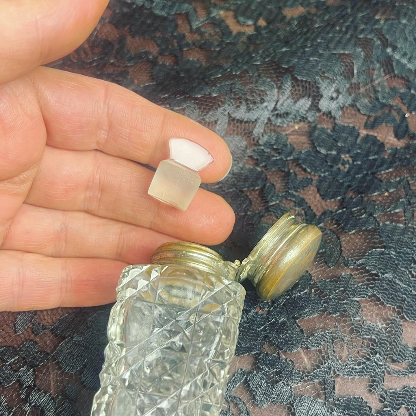 Victorian Perfume Vial Glass Stopper With Gilt Cap - Loved To Death